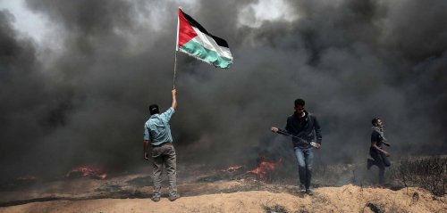 غزّيون معارضون لمسيرات العودة: "لا يجب مقايضة الأرواح بالسولار والدولار"