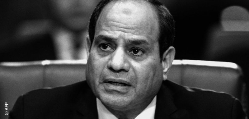 لماذا قرر الرئيس المصري التغيب عن قمة تونس؟