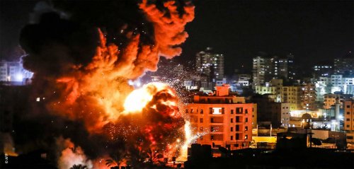 غارات إسرائيلية ليلية عنيفة على قطاع غزة رغم الهدنة المصرية
