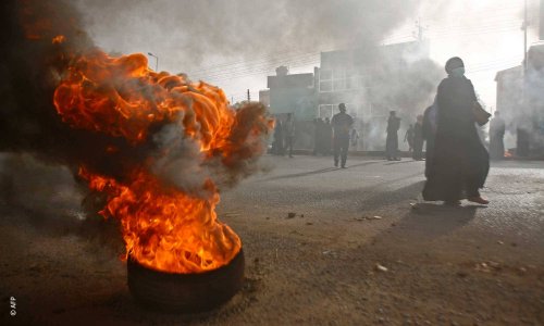 "مجزرة القيادة العامة”..13 قتيلاً في فض اعتصام الخرطوم
