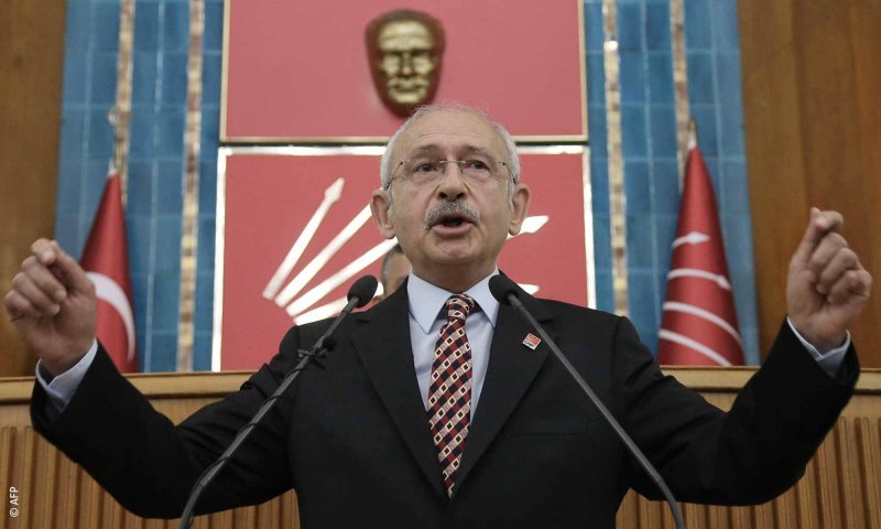 زعيم المعارضة التركية: كي يسود السلام لا بدّ من تحسين العلاقات مع مصر