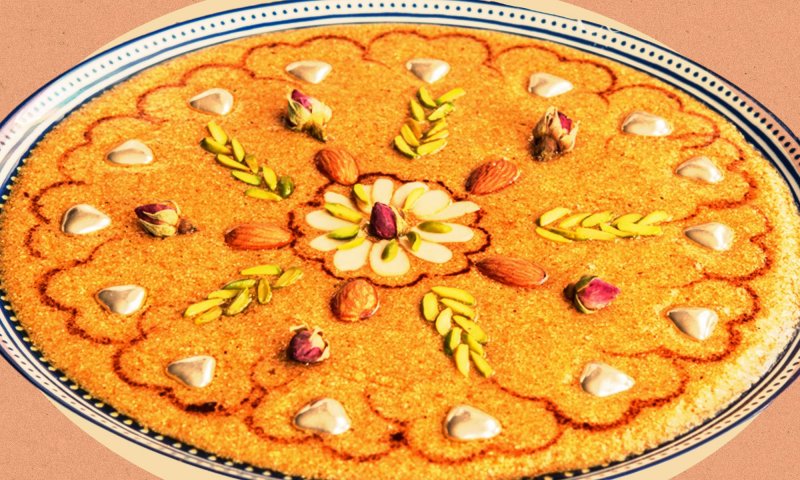بيوت مُعطَّرة بالحلويات… أي أطباق يأكل الجزائريون بمولد النبي؟