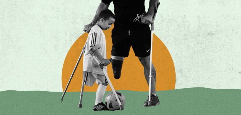 "لعبت كرة القدم وتصالحت مع جسدي"... مدرب إيرلندي يعيد "الحياة" لذوي الاحتياجات الخاصة في غزة