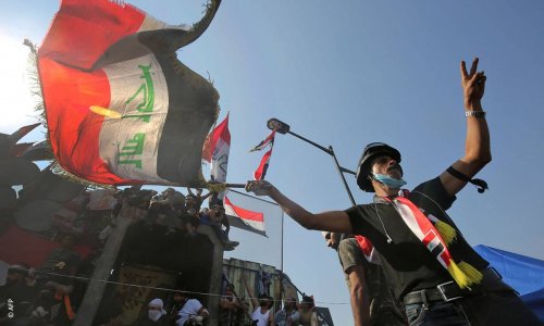 ثاني أيام العصيان المدني… مواجهات دامية في بغداد