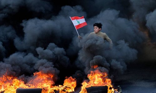 "لم يبق للبنانيين إلا الثورة"… "أسبوع الغضب" يعيد للانتفاضة زخمها
