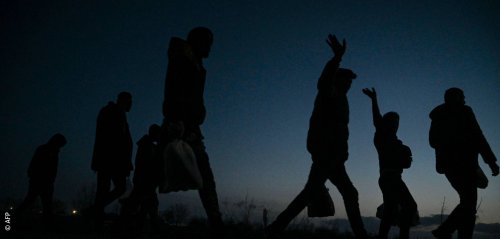 الطريق الوعر... شهادات لاجئين في رحلتهم بين تركيا وأوروبا