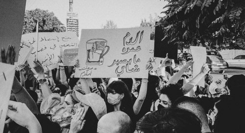 "الدم ما بيصير شاي"... صرخات الأردنيات تعلو عبر الإنترنت وفي الشوارع لوقف جرائم العنف