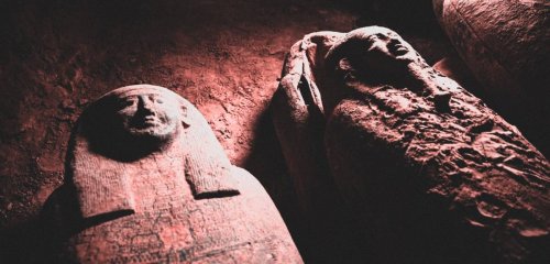 13 تابوتاً خشبياً ملوناً…. اكتشاف أثري "مميّز للغاية" في مصر