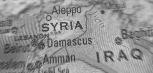 هل نرى دساتير شرعية تحقق الاستقرار في سوريا والعراق مستقبلاً؟