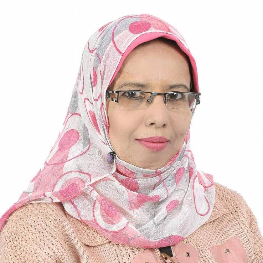 الدكتورة سامية الأغبري رئيسة قسم الصحافة بكلية الإعلام بجامعة صنعاء
