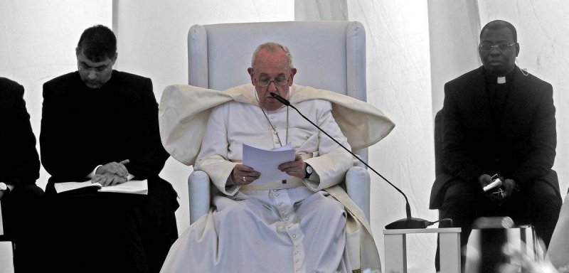 ابحث معنا... أين ذهب الكرسي الذي صلى عليه البابا في العراق؟