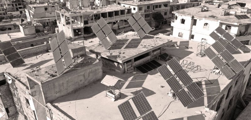 "مجرد ترقيع لا أكثر"... هل تحل الطاقة الشمسية أزمة الكهرباء في سوريا؟
