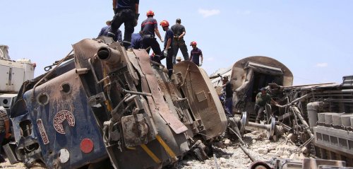 تصادم قطارين في تونس يسفر عن 36 إصابةً، ويحذّر من وضع السكك الحديدية المتدهور