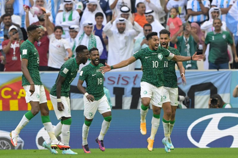 السعودية تصدم العالم وتسجل أرقاماً قياسيةً بفوزها على الأرجنتين