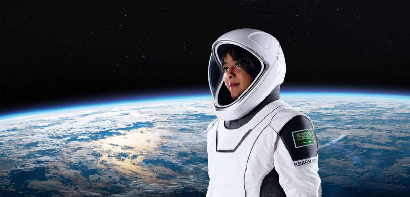 السعودية ريانة برناوي… أول امرأة سعودية وعربية تصل إلى الفضاء