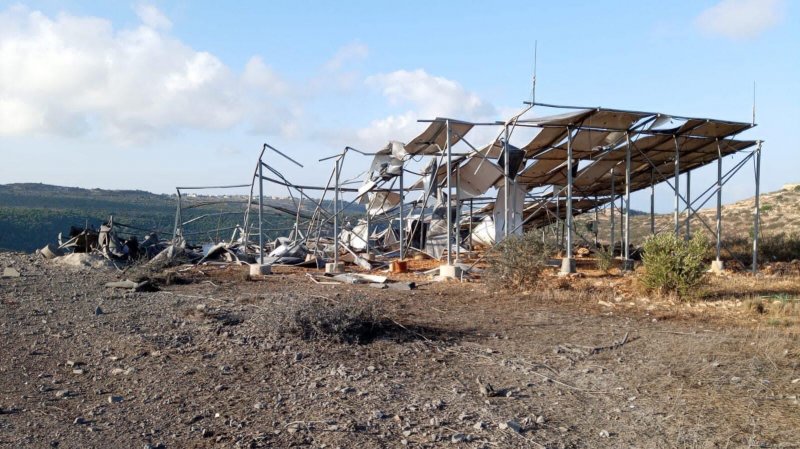 "يا فرحة ما اكتملت"... ألواح الطاقة الشمسية في جنوب لبنان هدف للعدوان