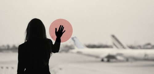 الأوطان لا تغفر... كيف تتحوّل عودة المغتربات إلى محاكمة؟

