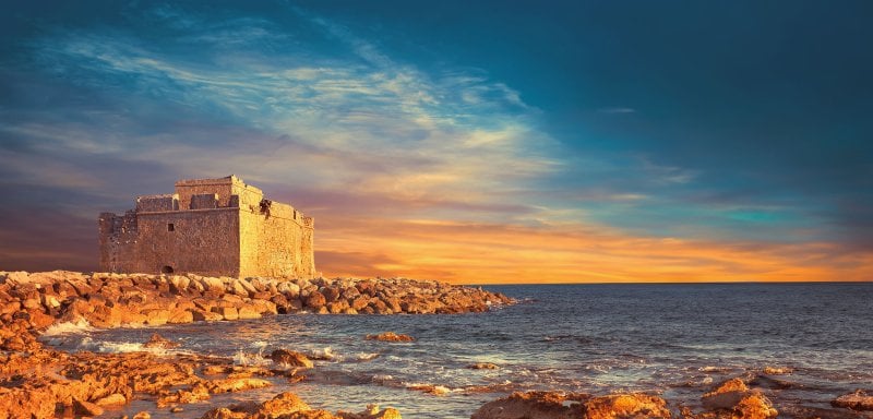 الطعام الشهي في كفّ وفي الأخرى أساطير… حدث في قبرص