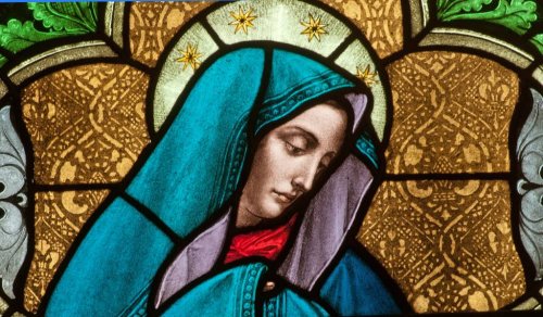 هل توجّت النبوة امرأة؟ عن مكانة مريم في الإسلام