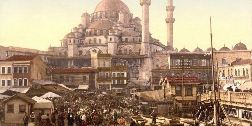 "البكائيات التاريخية" على أمجاد الماضي: الخلافة العثمانية مثالاً