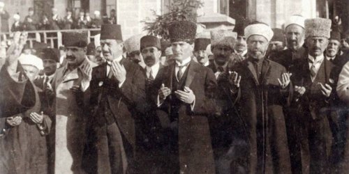 لماذا رفض أتاتورك أن يكون خليفة للمسلمين