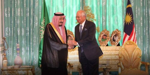 مشاكل السعودية تتوالى آسيوياً... لماذا خسرت ماليزيا ثم باكستان؟