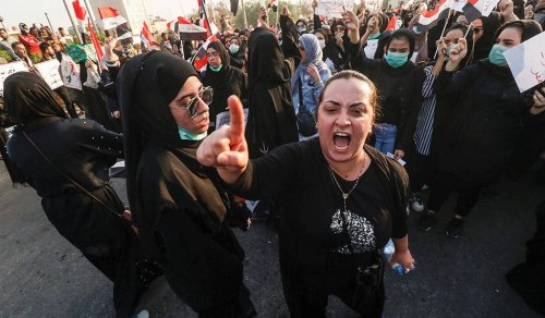 "تسقيط" متظاهرات البصرة... هل هو أسلوب لإبعاد النساء عن الحركة الاحتجاجية؟
