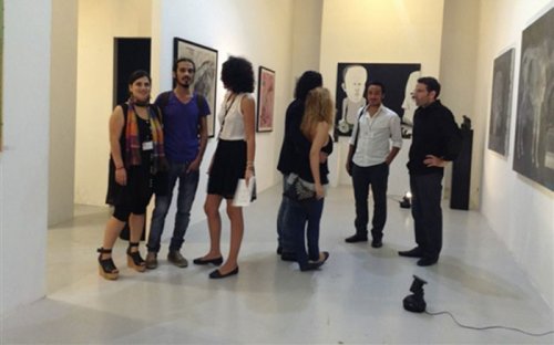 معرض الفن السوري الأول يلجأ إلى بيروت