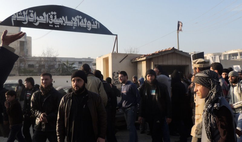 يوميات السوريين مع مهاجري داعش: يتزوجون الخليجيين ولا ينسجمون مع القوقازيين