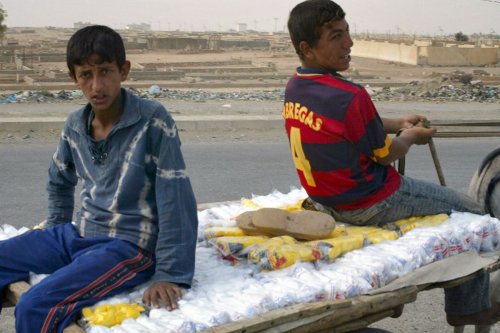 أهالي الموصل يرفضون سيطرة داعش ولكنهم خائفون من تحرير مدينتهم