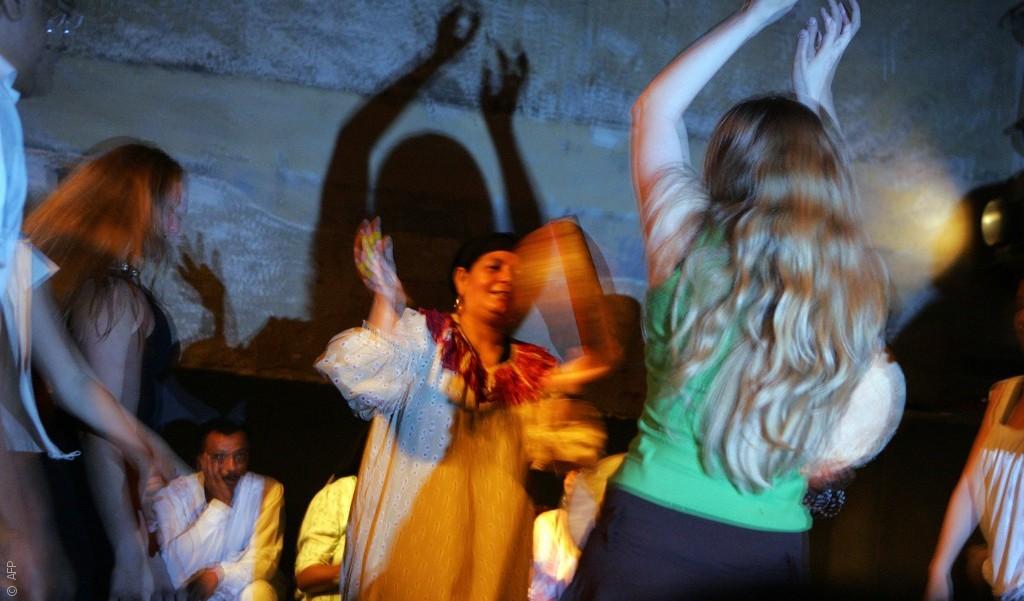 الزار في مصر... من طقس لطرد الجنّ إلى مجرد رقصات احتفالية