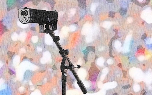 فنانون عاقبتهم السلطات على مواقفهم السياسية