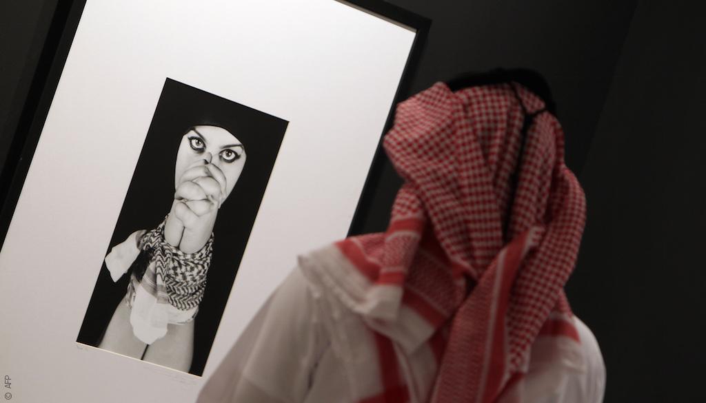 فنانون سعوديون يقدمون صورة مختلفة جداً عن بلادهم