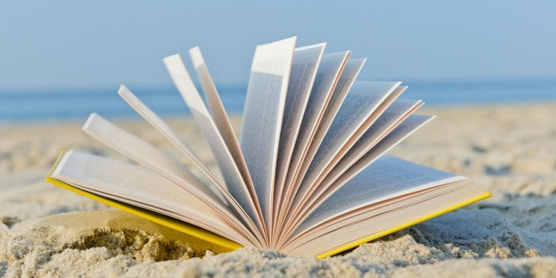 خمس روايات مترجمة اخترناها لكم لعطلة الصيف