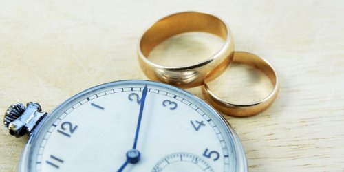 هل هناك سن مثاليّة للزواج؟