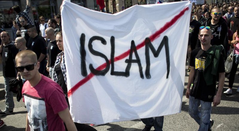 أوروبيون خائفون من غزو المسلمين