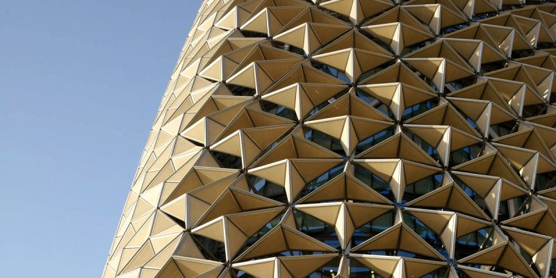 أبرز المعالم الهندسية في أبوظبي