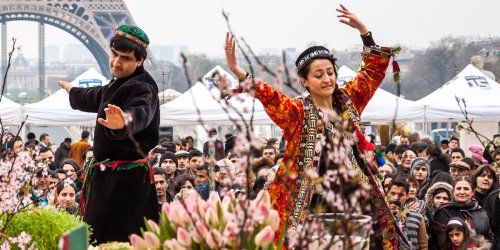 كيف يجد الرقص في إيران طريقه وسط المنع