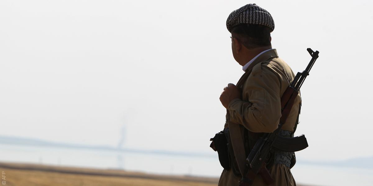 طائفة الكاكائيين الصغيرة في العراق تحمل السلاح على غرار 