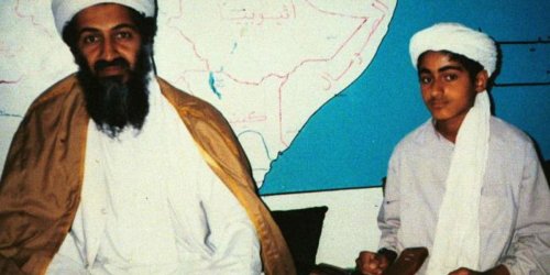 كيف ظهر حمزة بن لادن؟ وهل يعيد الكاريزما إلى "القاعدة"؟