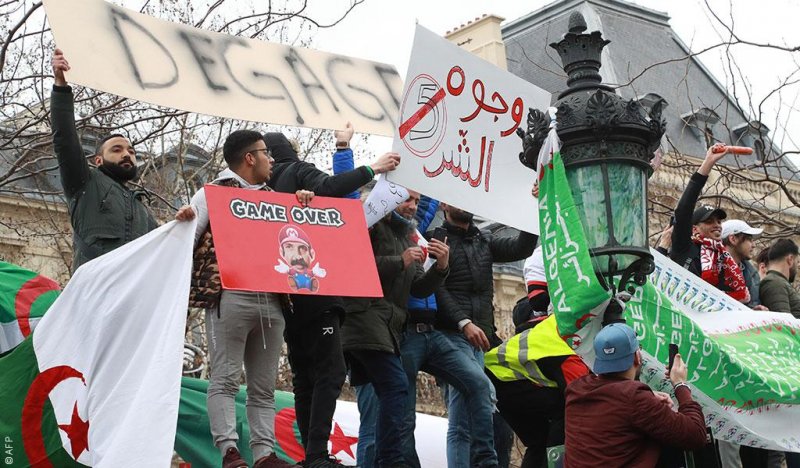 رفض ترشُّح بوتفليقة ليس محرّكهم الوحيد... ماذا يريد المتظاهرون الجزائريون؟