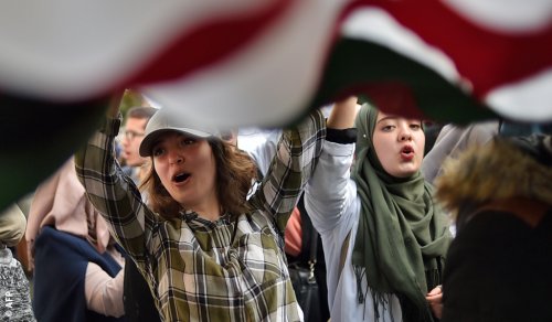 الجمعة الثالثة من حراك الجزائر: مسيرة النساء ضد النظام والذكوريّة